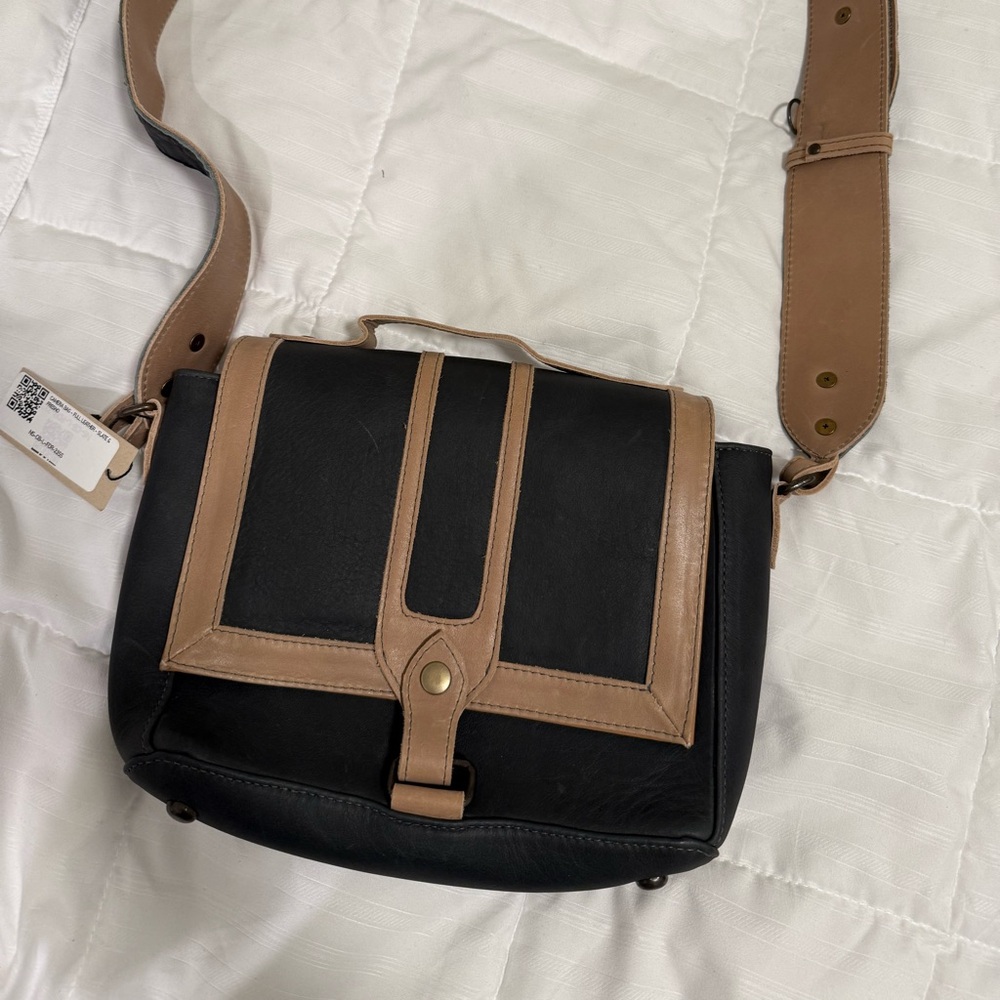 Nena and co DSLR CAMERA BAG - FULL LEATHER
